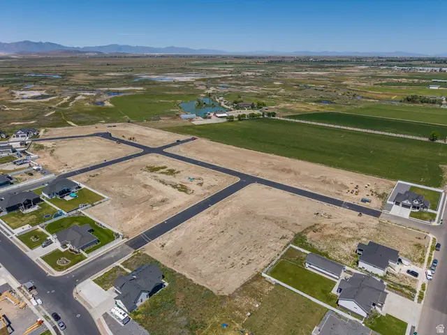 3150 S 5175 W #205, Hooper, UT 84315 - #2