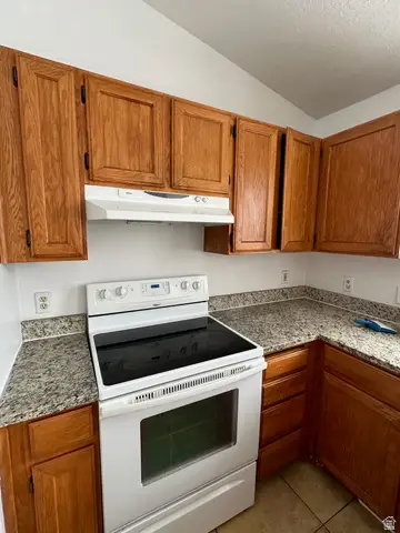 5953 W Cape Cod Dr, West Valley City, UT 84128 - #3