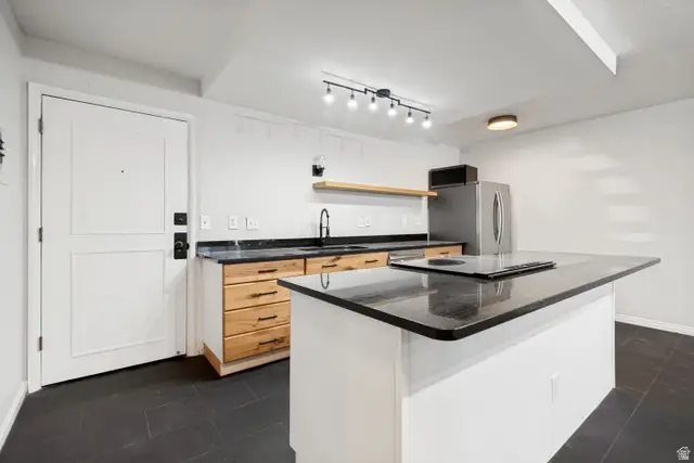 87 W 300 N #206, Salt Lake City, UT 84103 - #3
