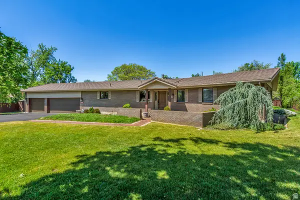 2025 E Hedgewood Ct, Holladay, UT 84121