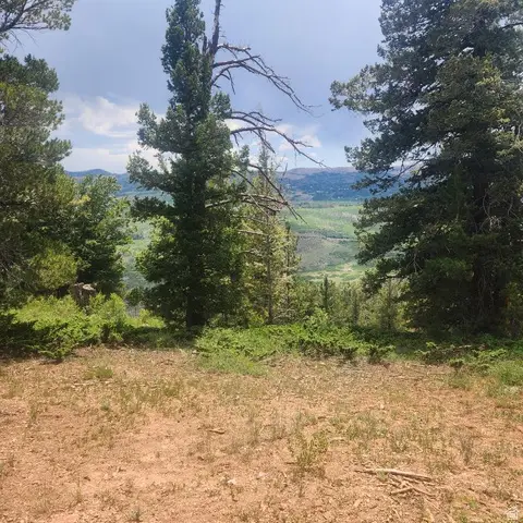 1272 N Aspen Dr, Brian Head, UT 84719