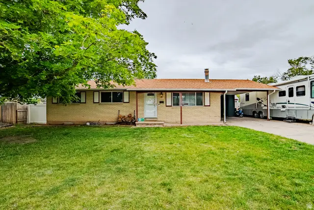 1618 W Camelot Dr, Layton, UT 84041 - #1