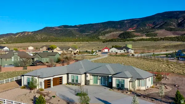 1531 S Laura Cir, Parowan, UT 84761