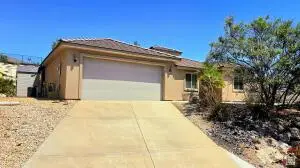 357 E 860 N, Hurricane, UT 84737