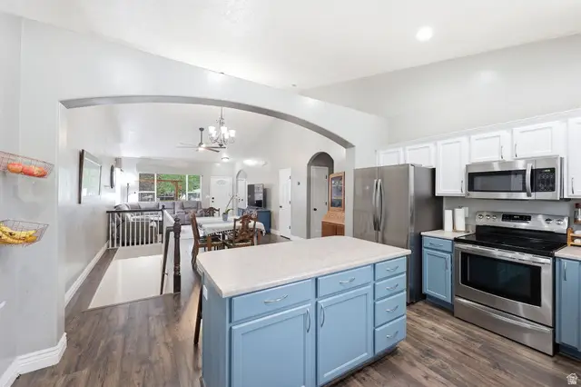 1579 N Dawson Dr, Tooele, UT 84074 - #2