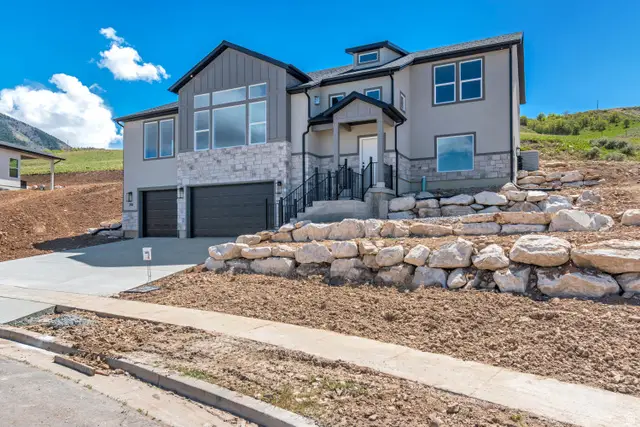 702 Oakridge Dr #701, Tooele, UT 84074 - #1