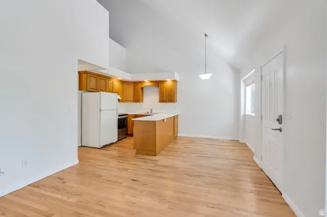 25 S 850 E #6, Provo, UT 84606 - #3