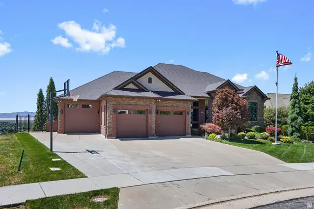 1684 Island View Ct, Fruit Heights, UT 84037 - #2
