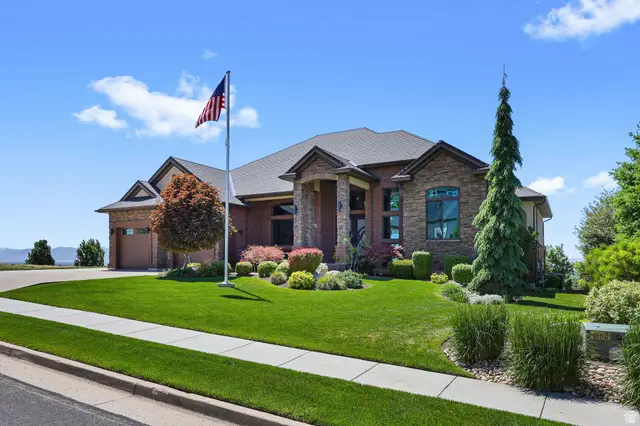 1684 Island View Ct, Fruit Heights, UT 84037 - #3