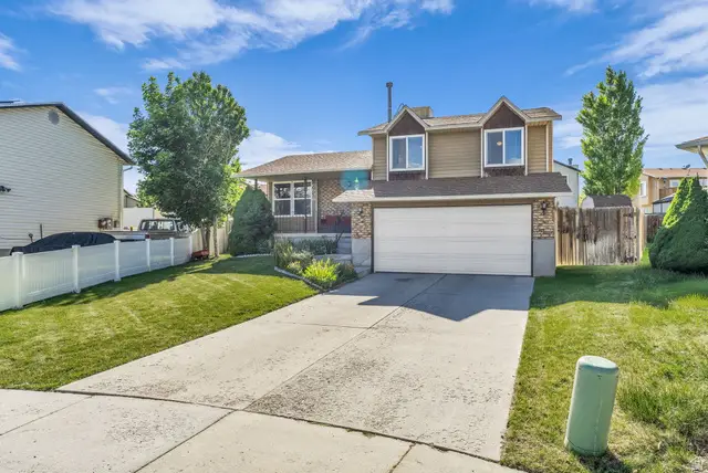 6638 S Milfoil Cir, West Jordan, UT 84081 - #3