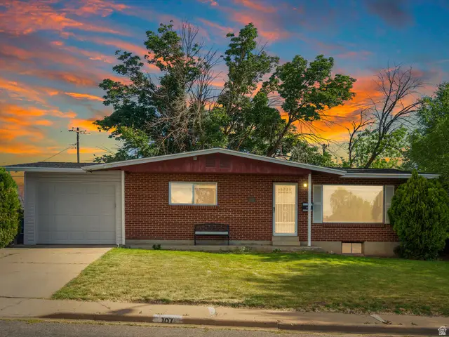 107 W 2200 N, Sunset, UT 84015 - #1