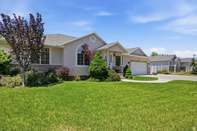 7536 S Woodbend Rd, West Jordan, UT 84081 - #3