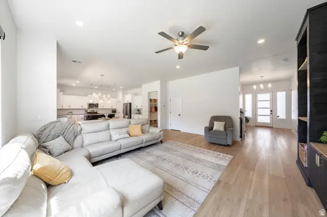 4024 E Cerro Way, Saint George, UT 84790 - #3