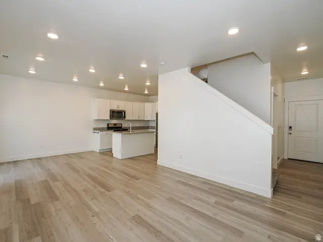 565 N 225 E, Providence, UT 84332 - #3