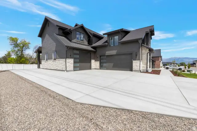 6382 W Holly's Pond Ln, Herriman, UT 84096 - #3