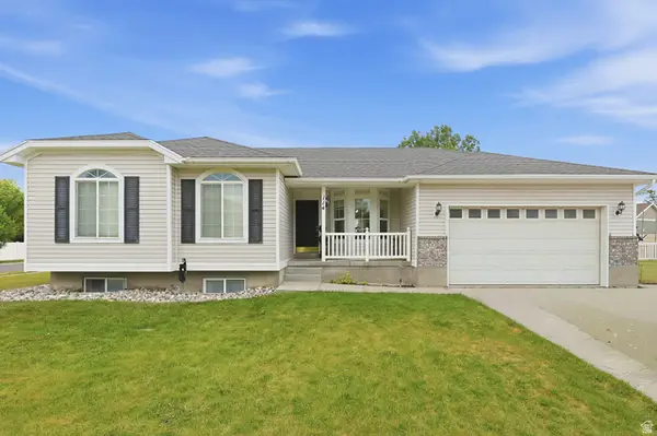 114 Spyglass Dr, Stansbury Park, UT 84074