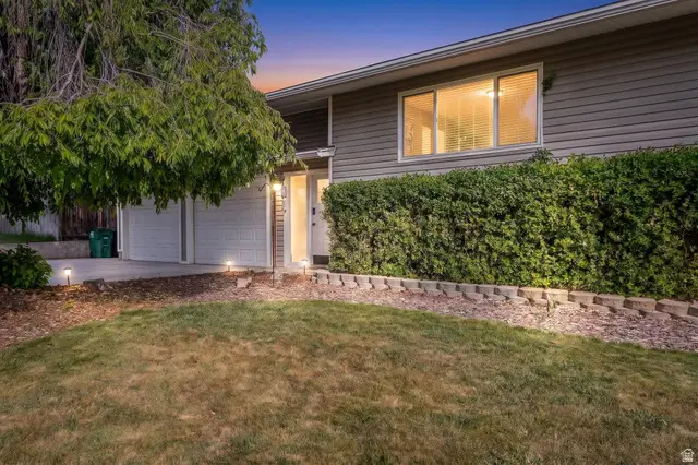 786 E Shannon Rd, Kaysville, UT 84037 - #3