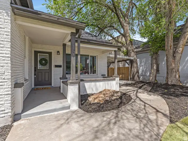 17 E 4800 S, Murray, UT 84107 - #3