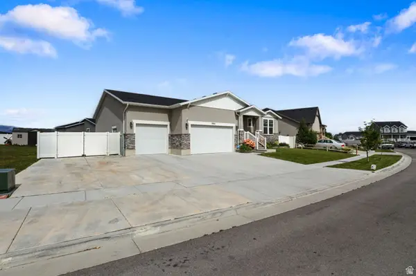 5945 N Tippecanoe Ln, Stansbury Park, UT 84074