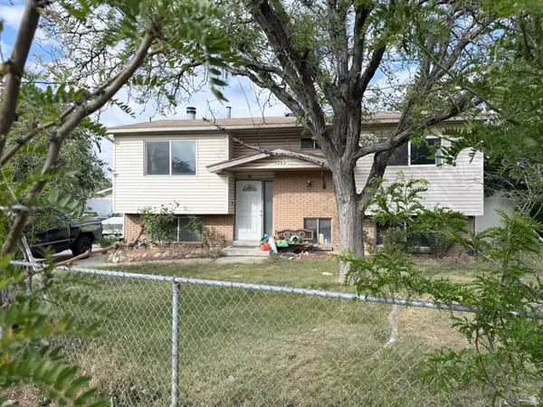 5063 S Westwind Way, Salt Lake City, UT 84118