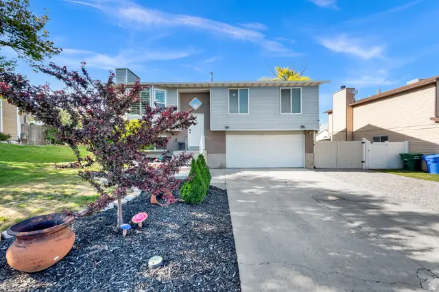 5568 W Golden Gate Cir S, West Jordan, UT 84081 - #2