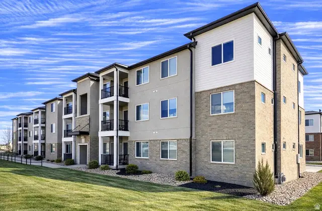 13536 S Poole Dr W #E302, Riverton, UT 84096 - #1
