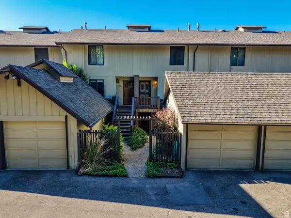 4720 S Woodduck Ln E, Millcreek, UT 84117