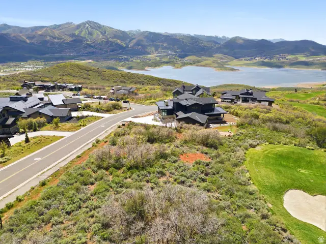 1133 E Longview Dr #4, Hideout, UT 84036 - #2