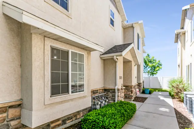 713 W Buckingham Dr, North Salt Lake, UT 84054 - #2