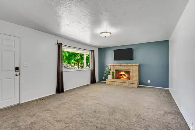 476 E 10425 S, Sandy, UT 84070 - #3