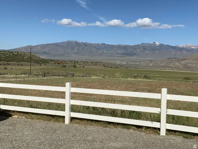 1061 S Copper Rd E, Stockton, UT 84071 - #3