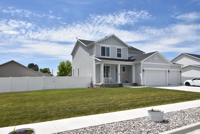 107 E Montgomery Ln N, North Ogden, UT 84414 - #3