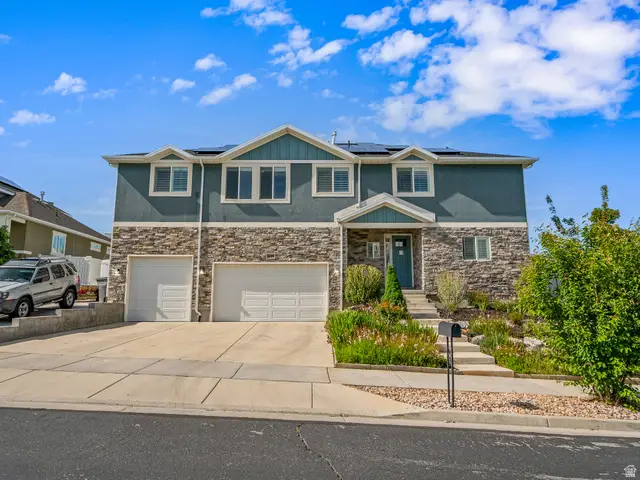 4130 W Shinnerock Dr, South Jordan, UT 84009 - #2