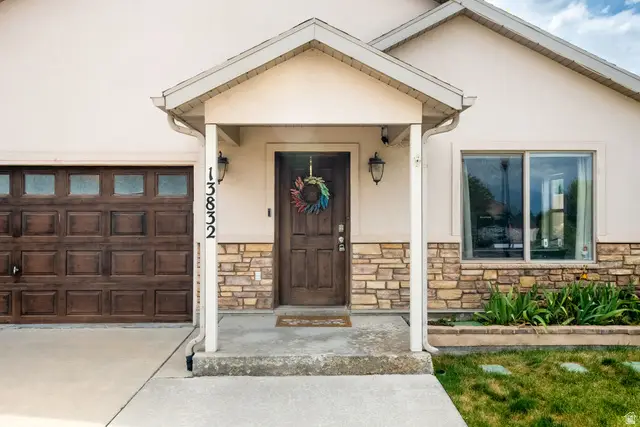 13832 S Kyle Earl Ln W, Herriman, UT 84096 - #3
