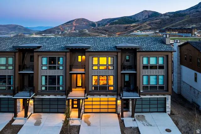 2029 W Pinnacle Ln, Heber City, UT 84032 - #1