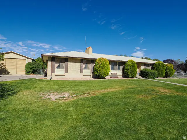 12366 S Mountain View Dr W, Riverton, UT 84065 - #3