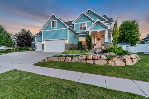 1869 W Hollybrook Way N, Farmington, UT 84025