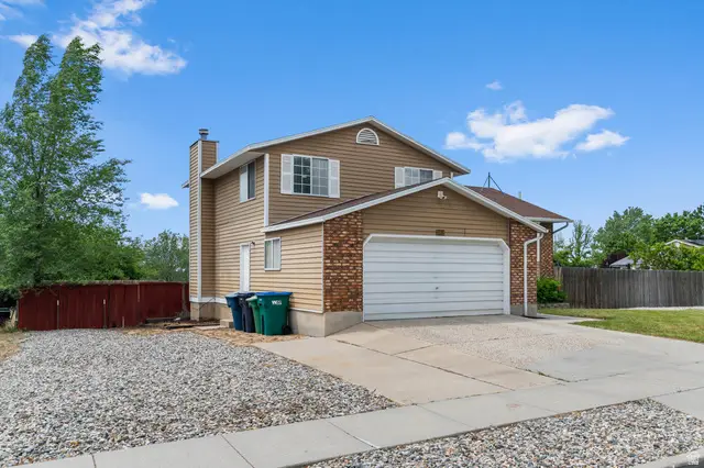 10812 S Granite Dr, Sandy, UT 84094 - #3