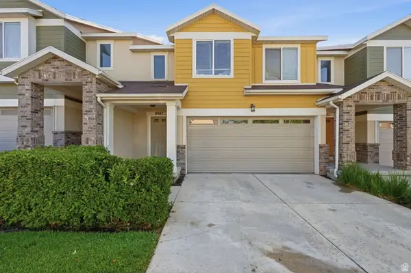 8947 S Heights Dr E, Sandy, UT 84094