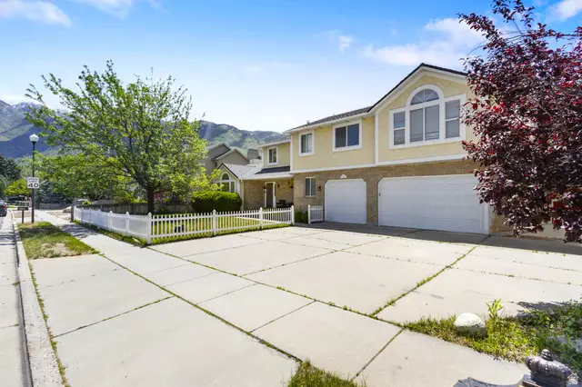 1726 E Wasatch Blvd, Sandy, UT 84092 - #3