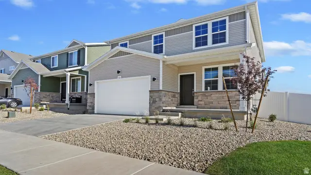 311 N Broadway Dr, Saratoga Springs, UT 84045 - #2