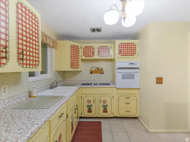 7060 S 2700 W, West Jordan, UT 84084 - #3