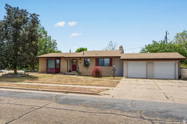 2427 W 5025 S, Roy, UT 84067 - #1
