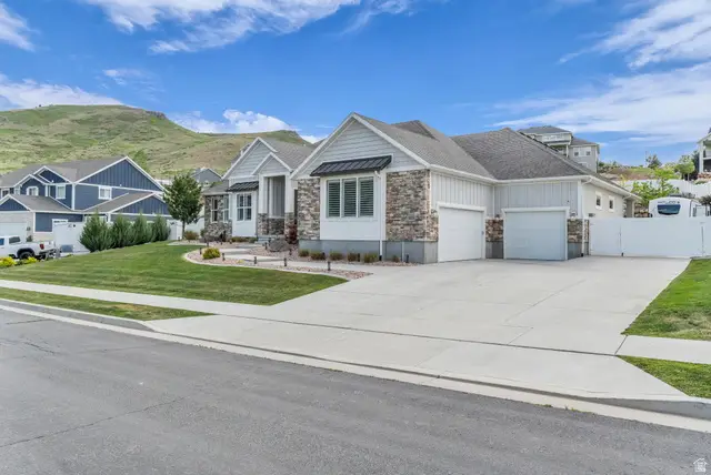 14912 S Misty Springs Dr, Herriman, UT 84096 - #3