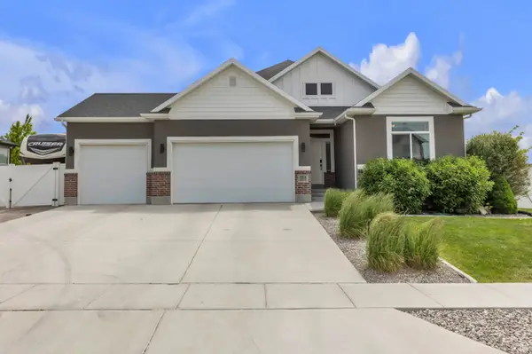 270 E Coventry Way, Stansbury Park, UT 84074