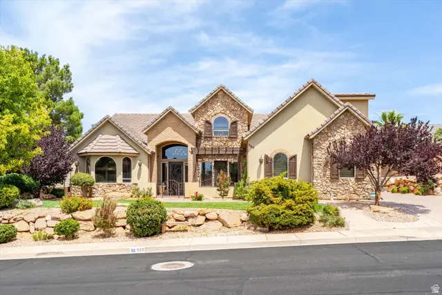 969 E Outlaw Gulch, Washington, UT 84780 - #1