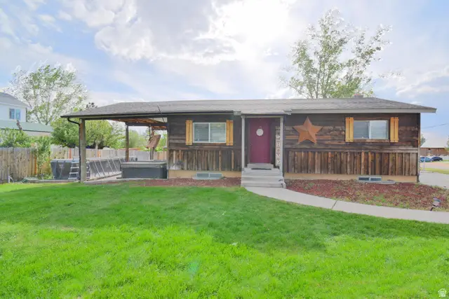 326 S 300 E, Mount Pleasant, UT 84647 - #1