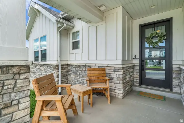 7039 W Monsen Way, West Jordan, UT 84081 - #3