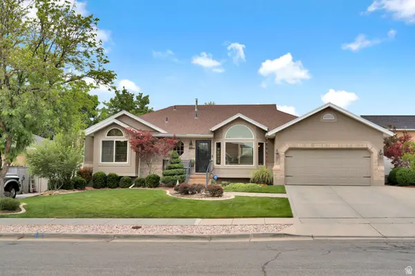 2139 E Village Point Way, Sandy, UT 84093