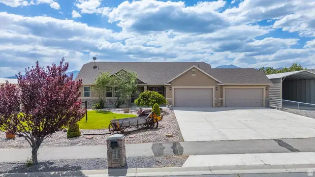 9517 N Faust Station, Eagle Mountain, UT 84005 - #2